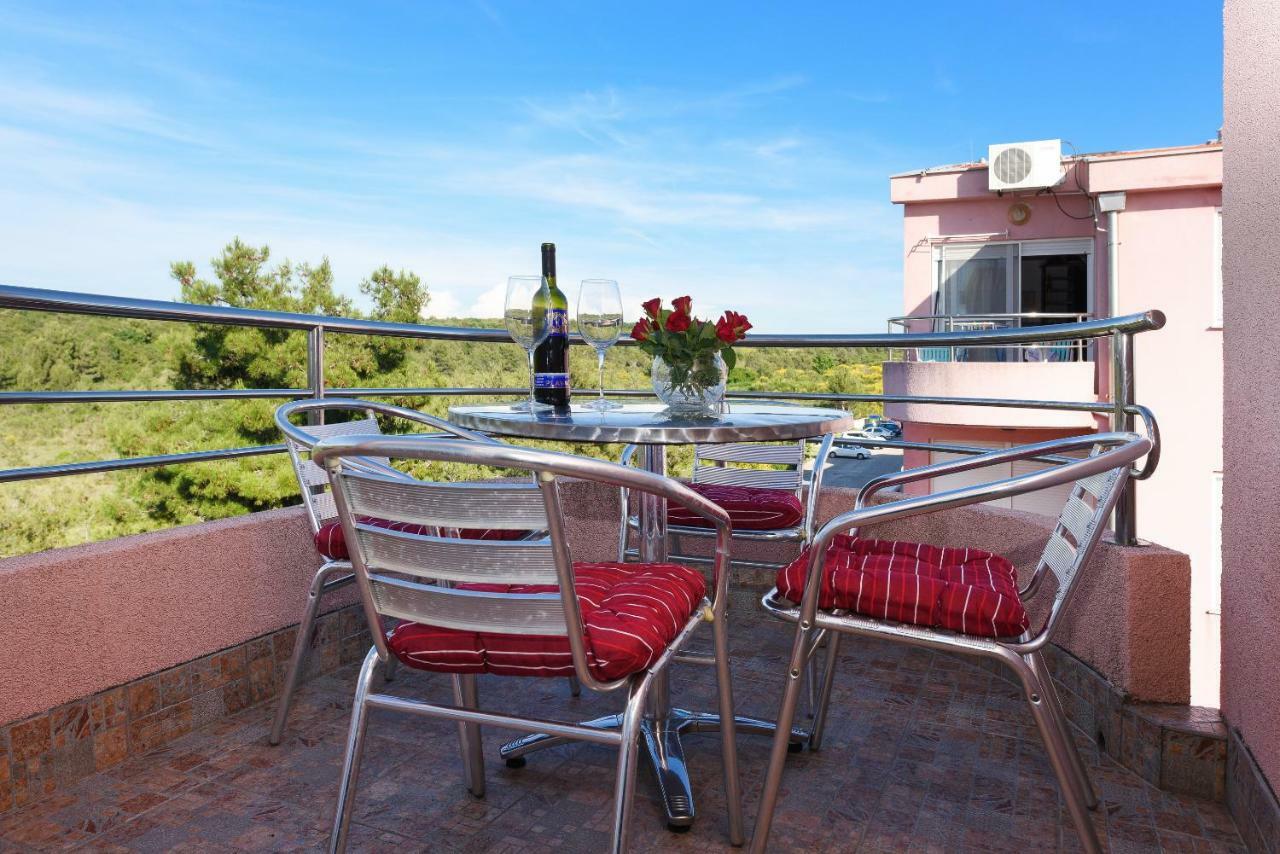 Apartment Lola Maria Zadar Buitenkant foto