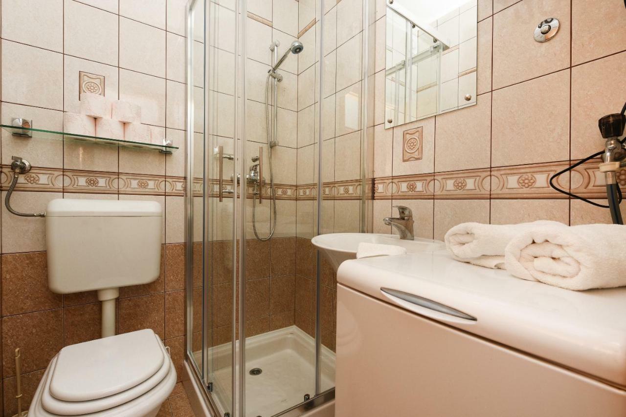 Apartment Lola Maria Zadar Buitenkant foto